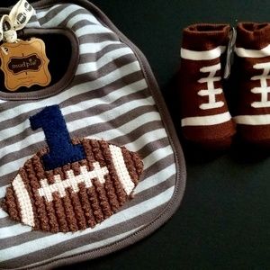 Boys Bib and socks